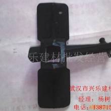  富鋼精密模具廠 主營(yíng) 制造模具及模具零件