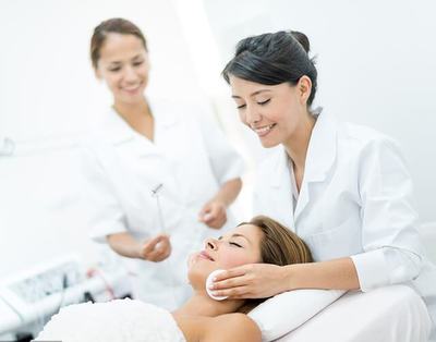 美容師不會溝通？巧用“花言巧語”提升銷售與服務